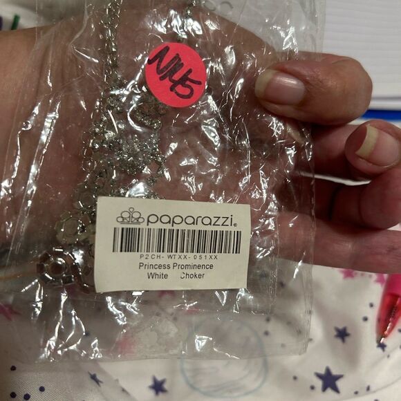 Paparazzi Silver Necklace with Crystal Clusters - Picture 15 of 15